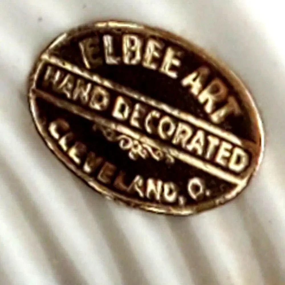 Elbee Art Cleveland Dove Salt & Pepper Shakers w/ Foil Label Hand Decorated